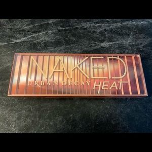 Urban Decay Naked Heat Palette